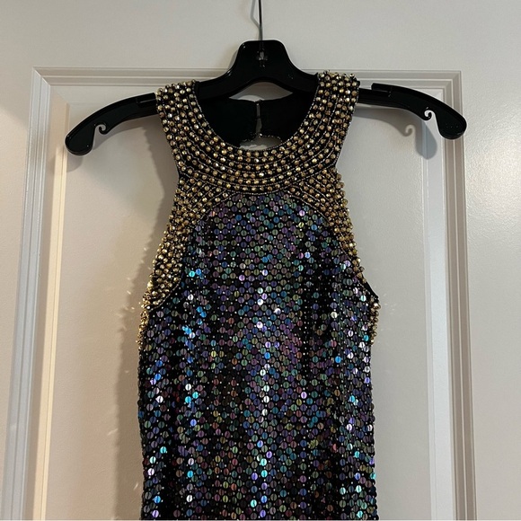 CACHÉ BEADED LONG DRESS SIZE 4 - Picture 2 of 3
